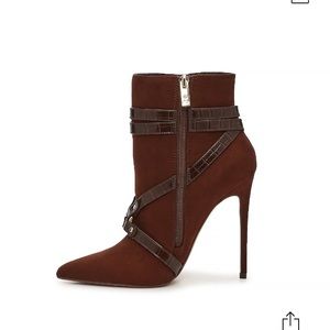 🤎JLO JENNIFER LÓPEZ PRAN BOOTIE🤎